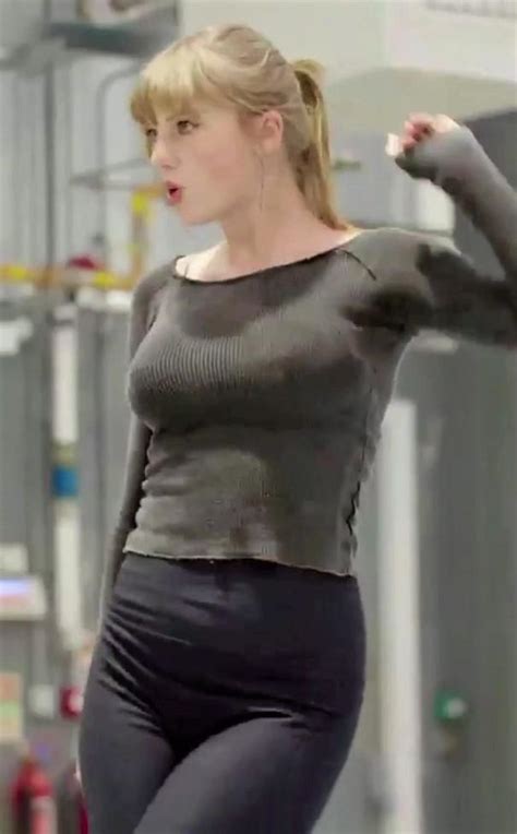 taylor swift pokies